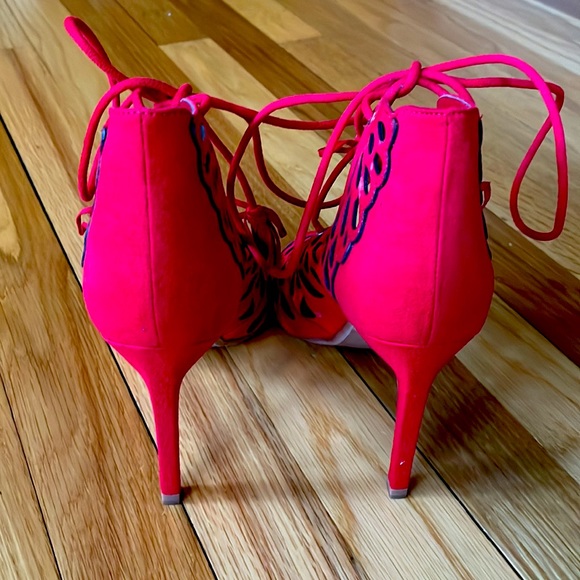 Zara Basic Brand Heels 👠 - Picture 2 of 4